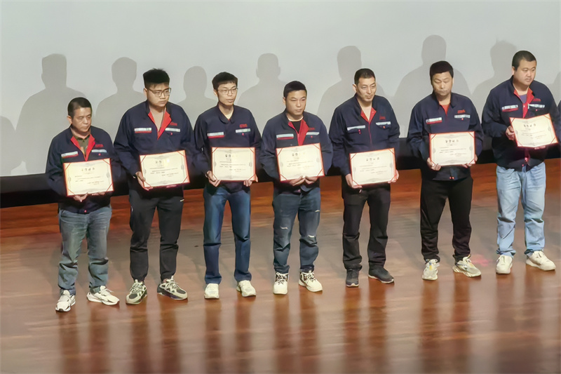 25年张锦煌获得日立优秀班组奖